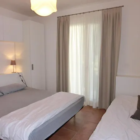 Recently Built Row House With Huge Swimming Pool Bibione