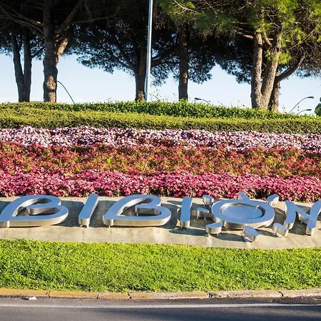 Recently Built Row House With Huge Swimming Pool * Bibione