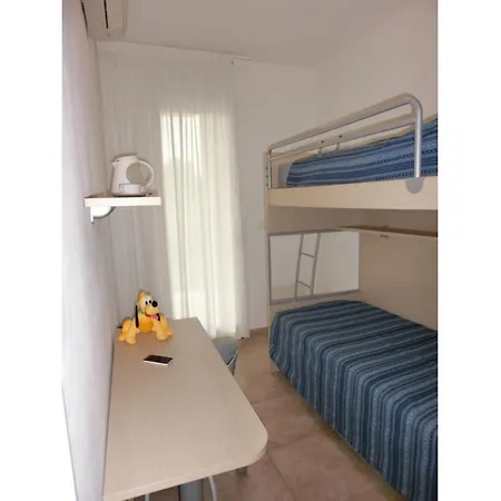 Bright Fenced Garden Flat With Swimming Pool * Bibione